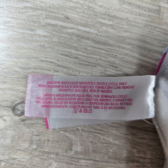 No Boundaries White Floral Knit Dress Sz Large (11-13) V Neck 3/4 Ruffle Sleeve - Picture 5 of 7